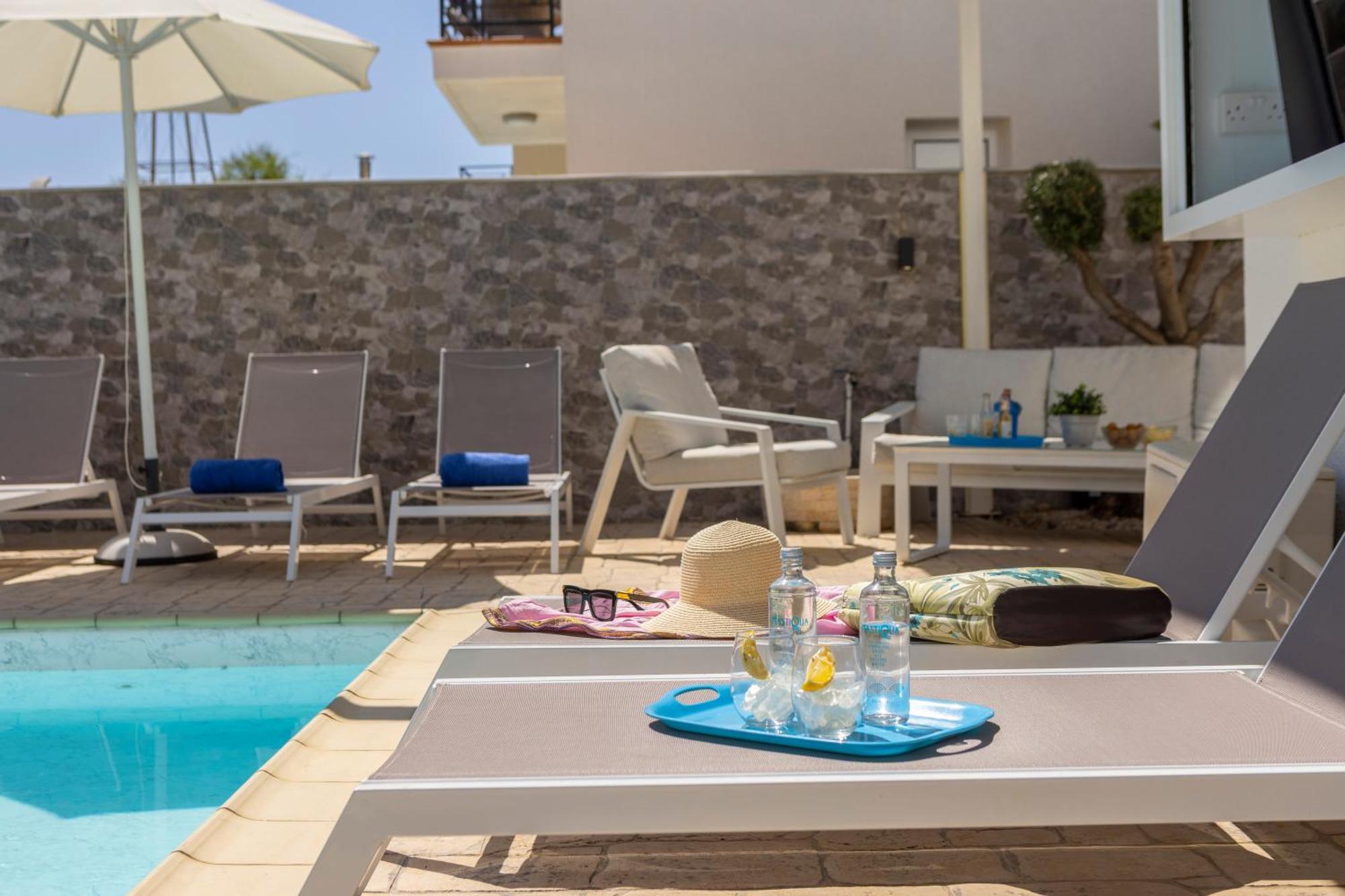 Accomoteleia Crystal Lagoon Villa Protaras Buitenkant foto